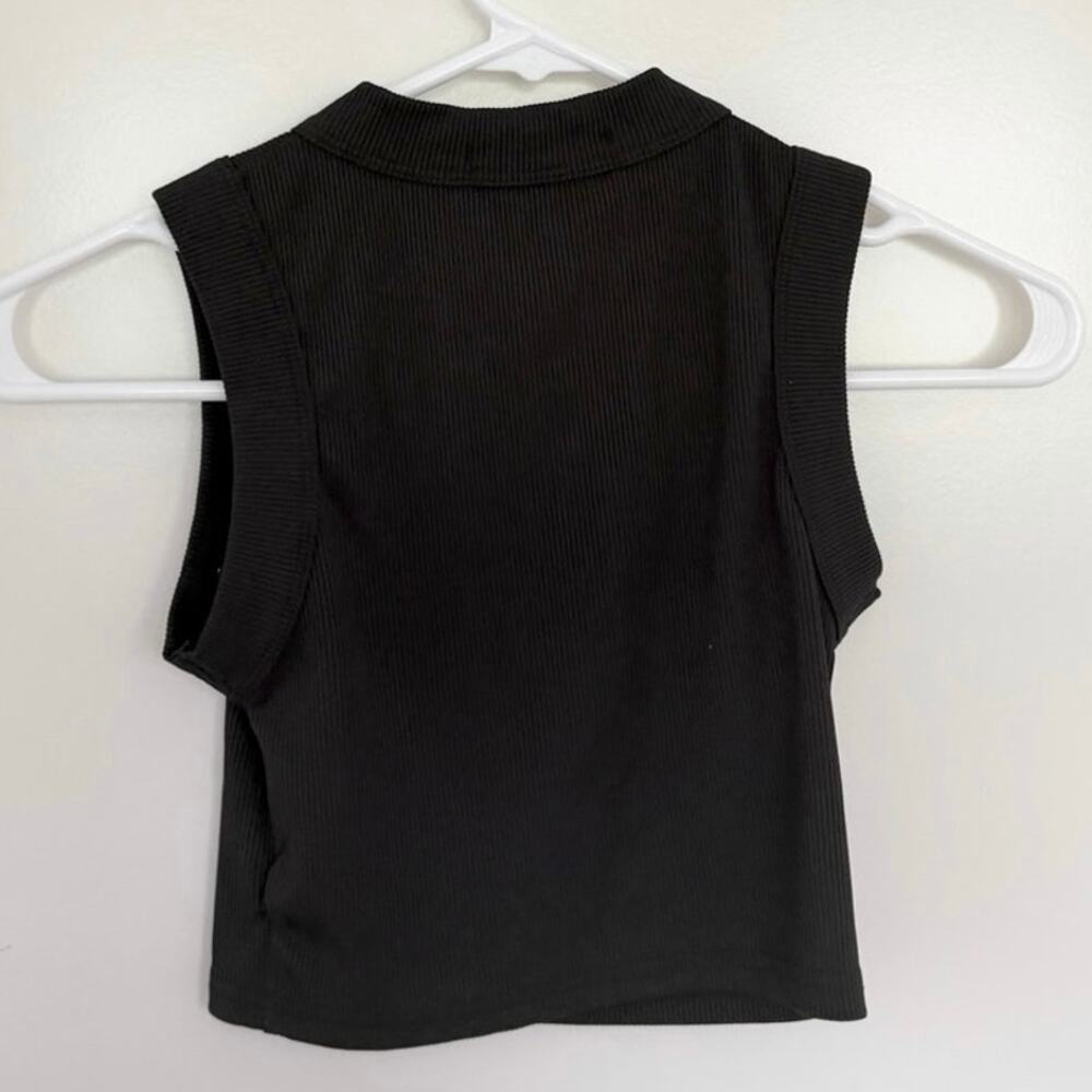 BAYSE Ribbed Cropped Sleeveless Top Black XS